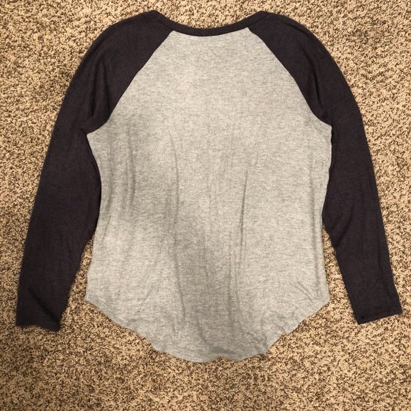 American Eagle soft & sexy plush long sleeve tee - Picture 2 of 3